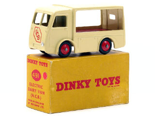Lot 521 - DINKY TOYS GB (1)