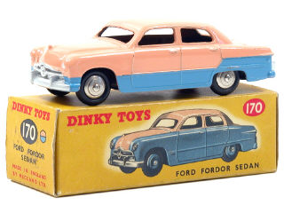 Lot 353 - DINKY TOYS GB (1)