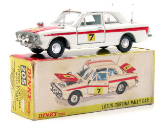 Lot 425 - DINKY TOYS GB (1)