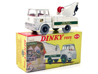Lot 649 - DINKY TOYS GB (1)