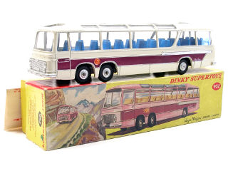 Lot 642 - DINKY TOYS GB (1)