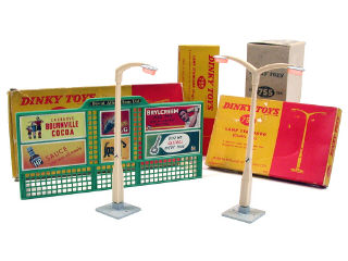 Lot 681 - DINKY TOYS GB (4)