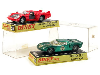 Lot 477 - DINKY TOYS (GB) (2)