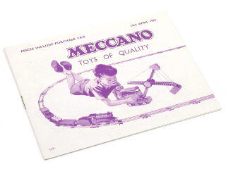 Lot 683 - MECCANO (1)