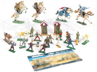 Lot 9 - DIVERS (28)