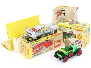 Lot 258 - DINKY TOYS (GB) (2)