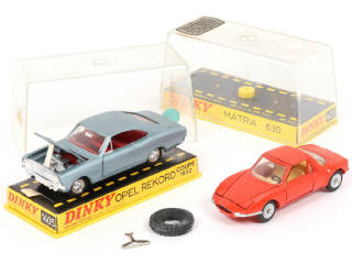 Lot 294 - DINKY TOYS (FRANCE) (2)