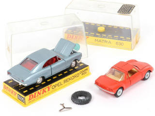 Lot 294 - DINKY TOYS (FRANCE) (2)