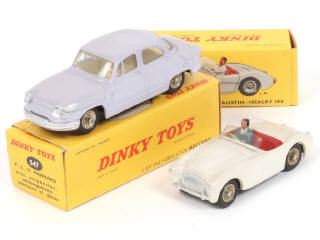 Lot 305 - DINKY TOYS (FRANCE) (2)