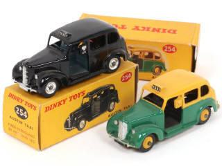 Lot 265 - DINKY TOYS (GB) (2)