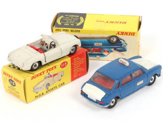 Lot 259 - DINKY TOYS (GB) (2)