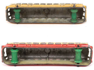 Lot 282 - DINKY TOYS (FRANCE) (2)