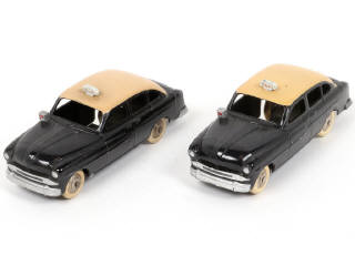 Lot 291 - DINKY TOYS (FRANCE) (2)