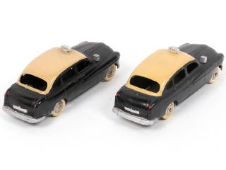 Lot 291 - DINKY TOYS (FRANCE) (2)