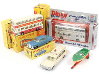 Lot 276 - DINKY TOYS (GB) (5)