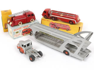 Lot 322 - DINKY TOYS (FRANCE) (4)