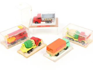 Lot 211 - MAJORETTE (FRANCE) (5)