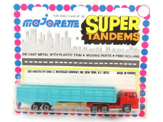 Lot 201 - MAJORETTE (FRANCE) (2)