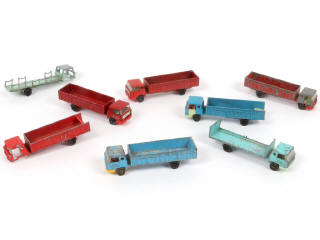 Lot 243 - MAJORETTE (FRANCE) (8)