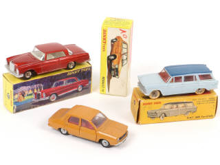 Lot 314 - DINKY TOYS (FRANCE) (3)