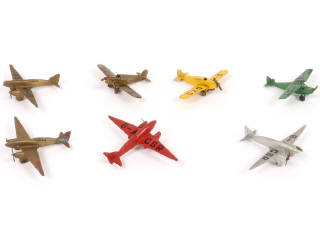 Lot 332 - DINKY TOYS (GB) (7)