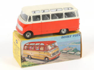 Lot 309 - DINKY TOYS (FRANCE) (1)