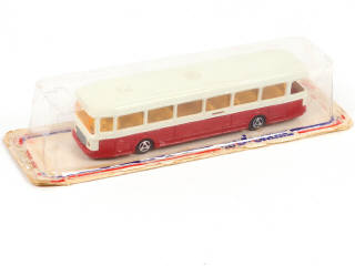 Lot 200 - MAJORETTE (FRANCE) (1)