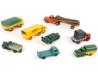 Lot 314 - DINKY TOYS (FRANCE) (8)