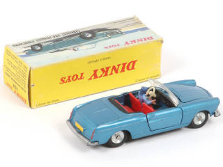 Lot 295 - DINKY TOYS (FRANCE) (1)