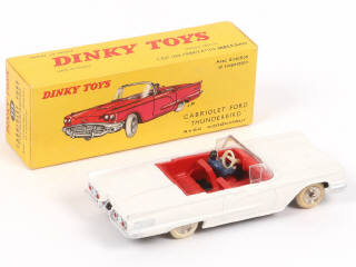 Lot 301 - DINKY TOYS (FRANCE) (1)