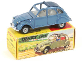 Lot 284 - DINKY TOYS (FRANCE) (1)