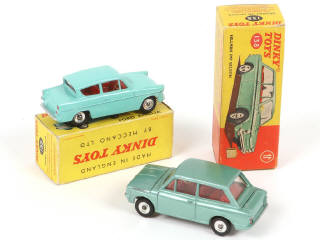Lot 328 - DINKY TOYS (GB) (2)
