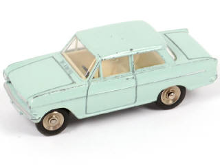 Lot 300 - DINKY TOYS (FRANCE) (1)