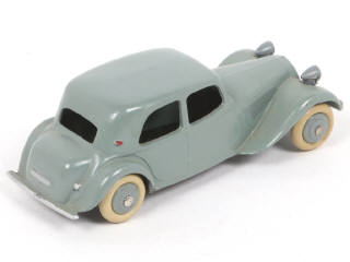 Lot 233 - DINKY TOYS (FRANCE) (1)