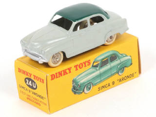 Lot 255 - DINKY TOYS (FRANCE) (1)