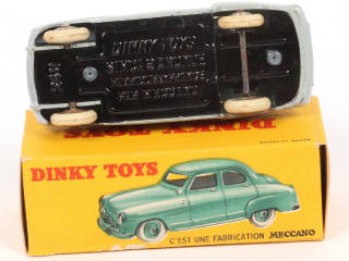 Lot 255 - DINKY TOYS (FRANCE) (1)