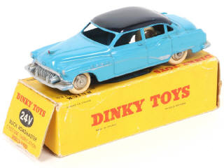 Lot 256 - DINKY TOYS (FRANCE) (1)