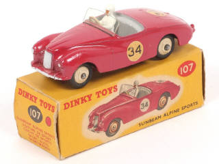 Lot 222 - DINKY TOYS (GB) (1)