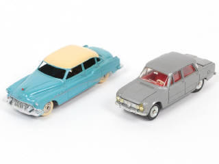 Lot 271 - DINKY TOYS (FRANCE) (2)