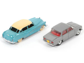 Lot 271 - DINKY TOYS (FRANCE) (2)