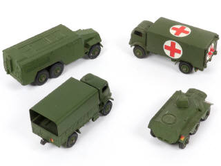 Lot 226 - DINKY TOYS (GB) (4)