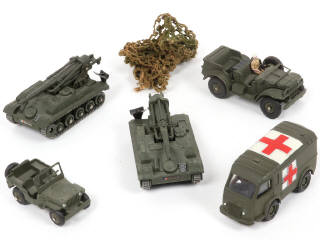 Lot 296 - DINKY TOYS (FRANCE) (5)
