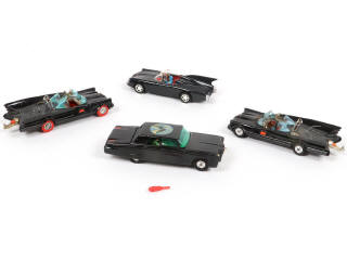 Lot 142 - CORGI TOYS (GB) (4)