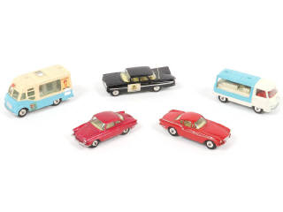 Lot 143 - CORGI TOYS (GB) (5)