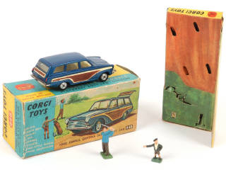 Lot 132 - CORGI TOYS (GB) (1)