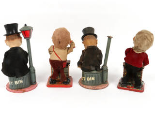 Lot 11 - DIVERS (4)