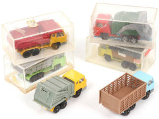 Lot 210 - MAJORETTE (FRANCE) (6)