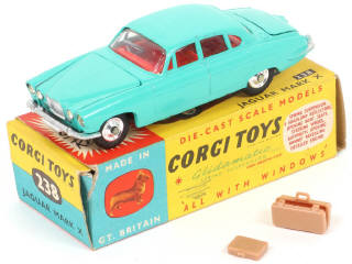 Lot 135 - CORGI TOYS (GB) (1)