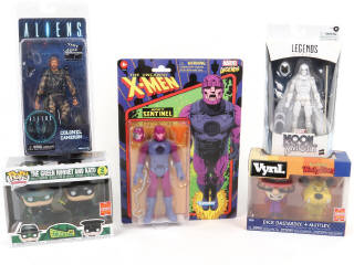 Lot 208 - DIVERS (5)