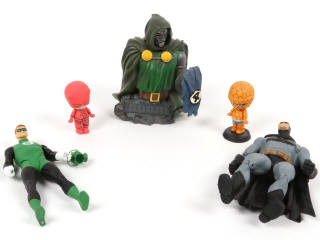 Lot 161 - DIVERS (16)